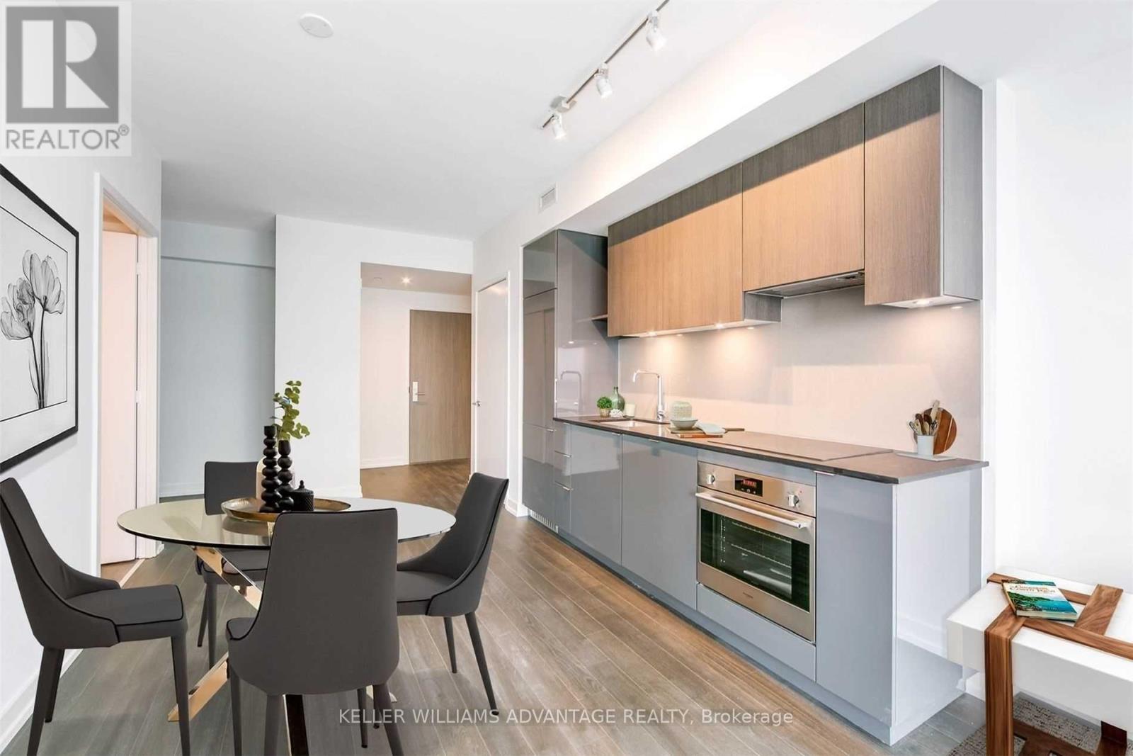 Photo of 3307 - 161 ROEHAMPTON AVENUE