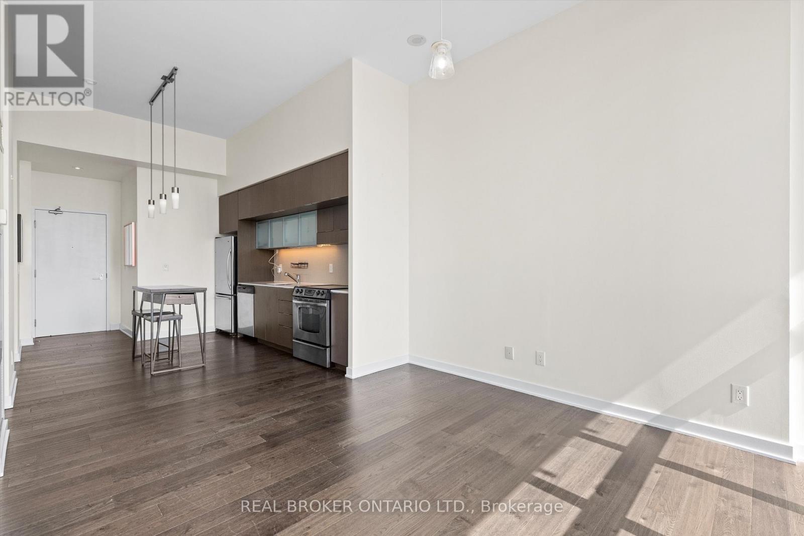 #4403 110 CHARLES STREET E - 12