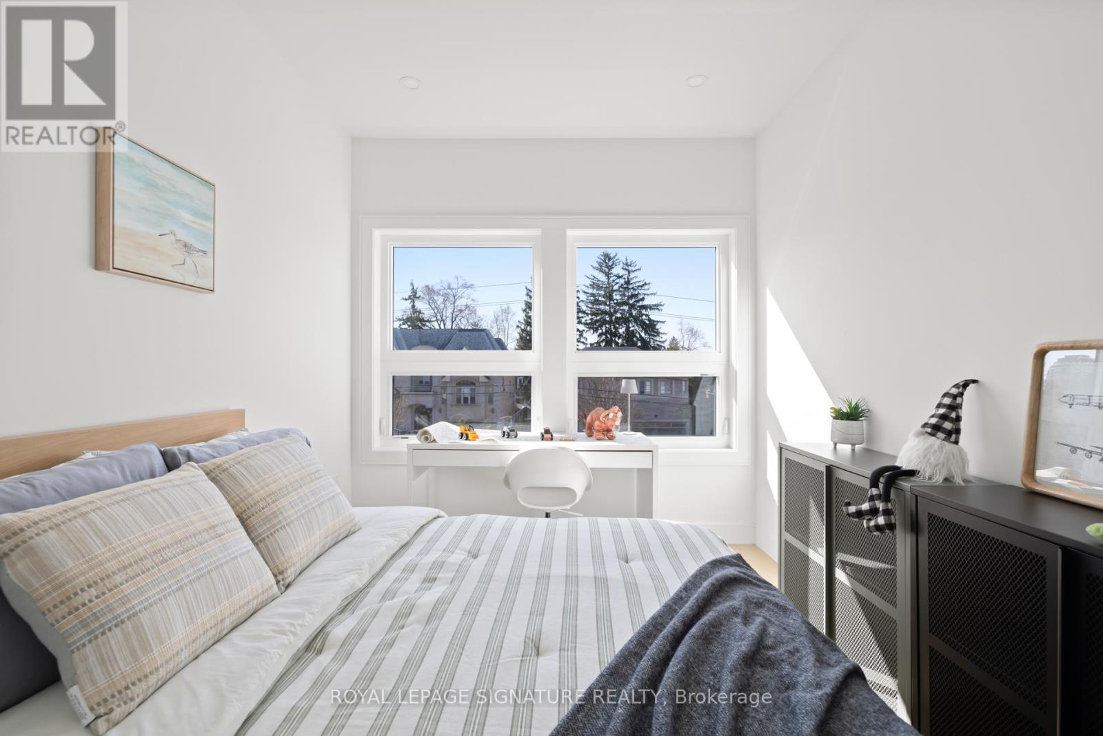 90 JOHNSTON AVENUE - 26