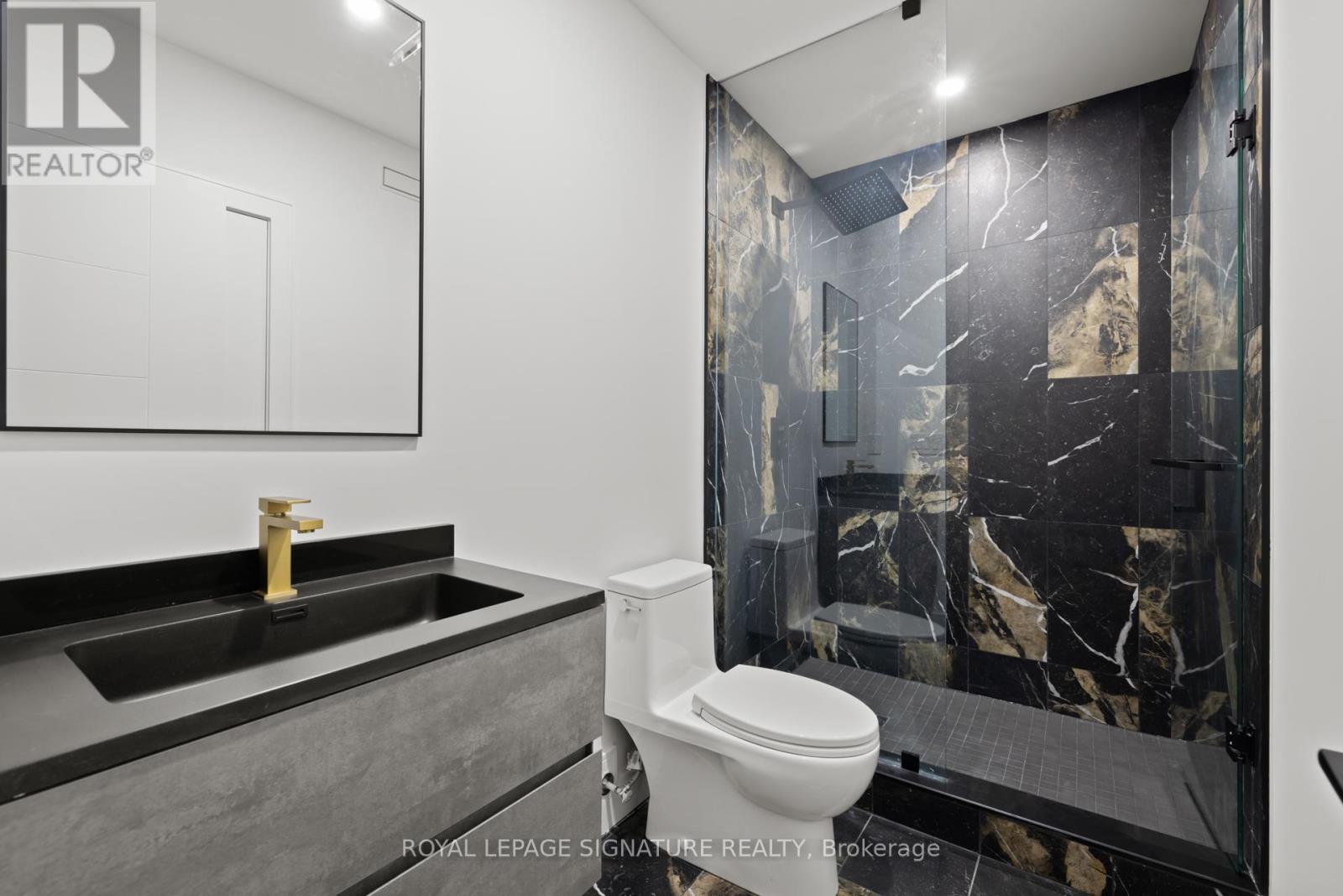 90 JOHNSTON AVENUE - 35
