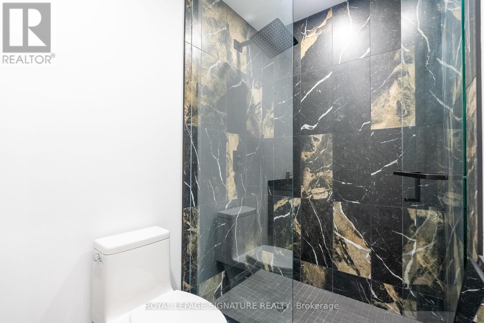 90 JOHNSTON AVENUE - 36
