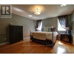 Main Level - 153 Niagara Drive, Oshawa, ON L1G8A6 Photo 11