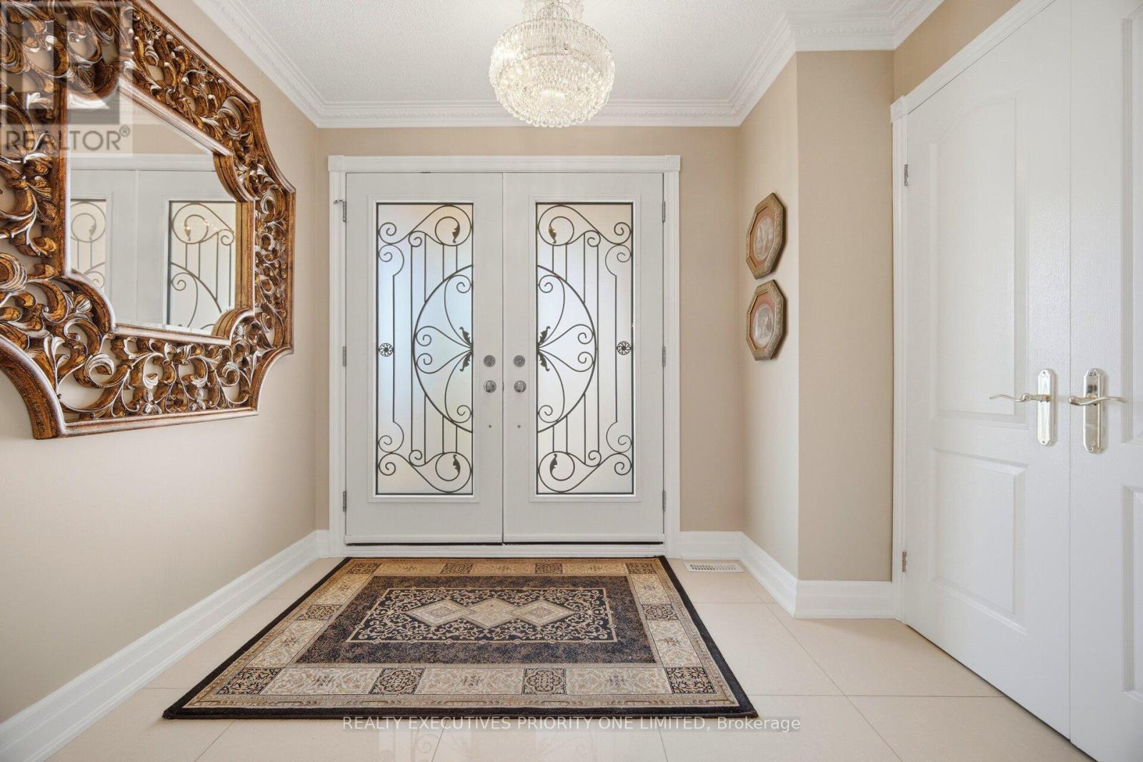 139 JADE CRESCENT - 2