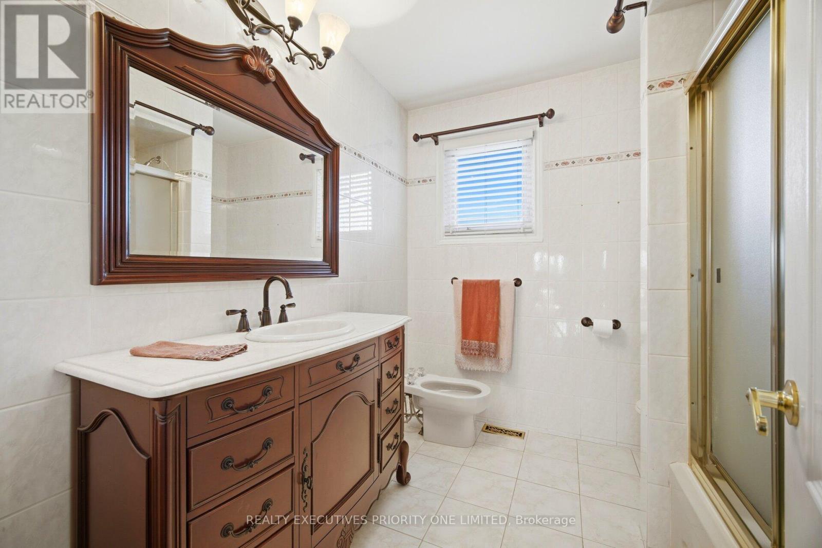 139 JADE CRESCENT - 29