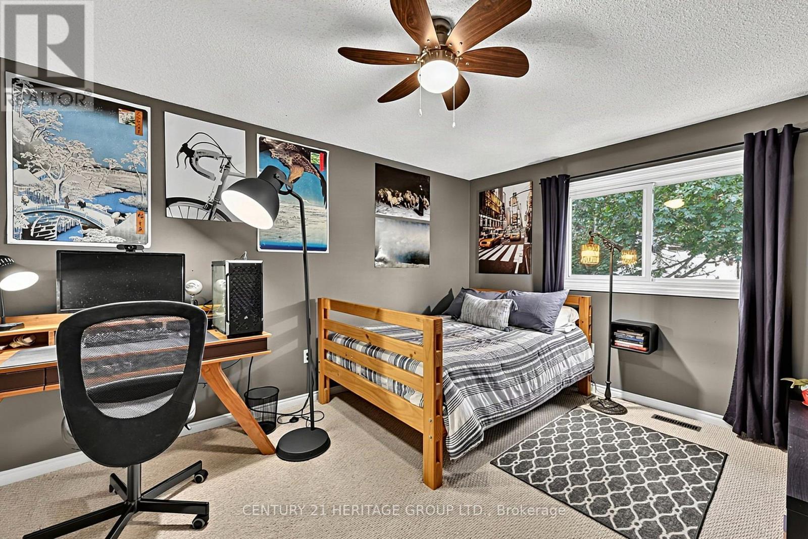 11 BISHOP CRESCENT - Image 28