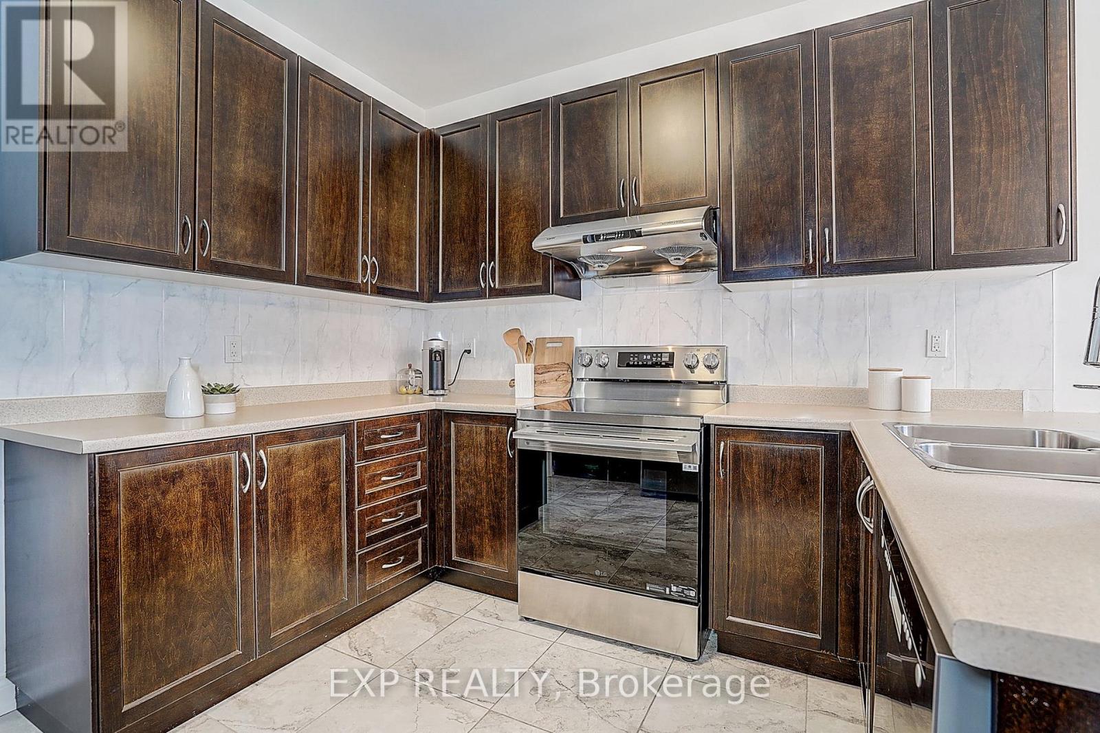 574 SWEETWATER CRESCENT - 10