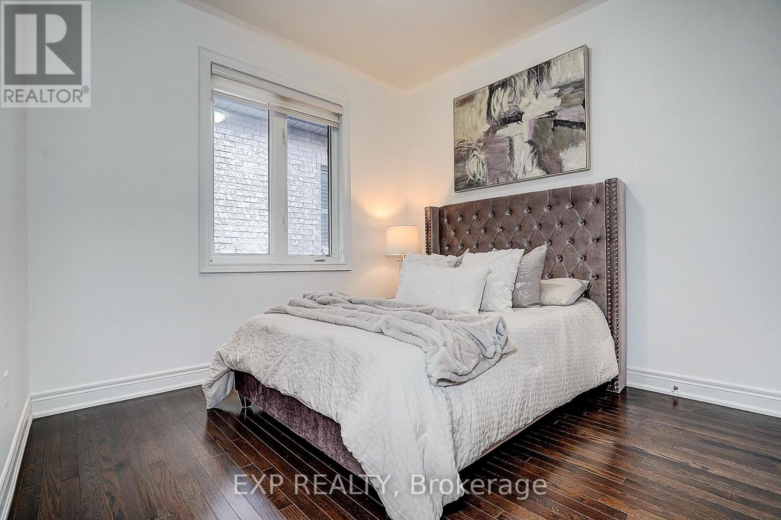 574 SWEETWATER CRESCENT - 23