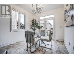 574 Sweetwater Crescent, Newmarket, ON L3X0H6 Photo 13