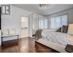 574 Sweetwater Crescent, Newmarket, ON L3X0H6 Photo 17