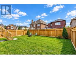 574 Sweetwater Crescent, Newmarket, ON L3X0H6 Photo 33