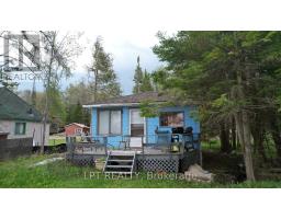 Laundry room - 2458 South Orr Lake Road, Springwater, ON L0L1P0 Photo 6
