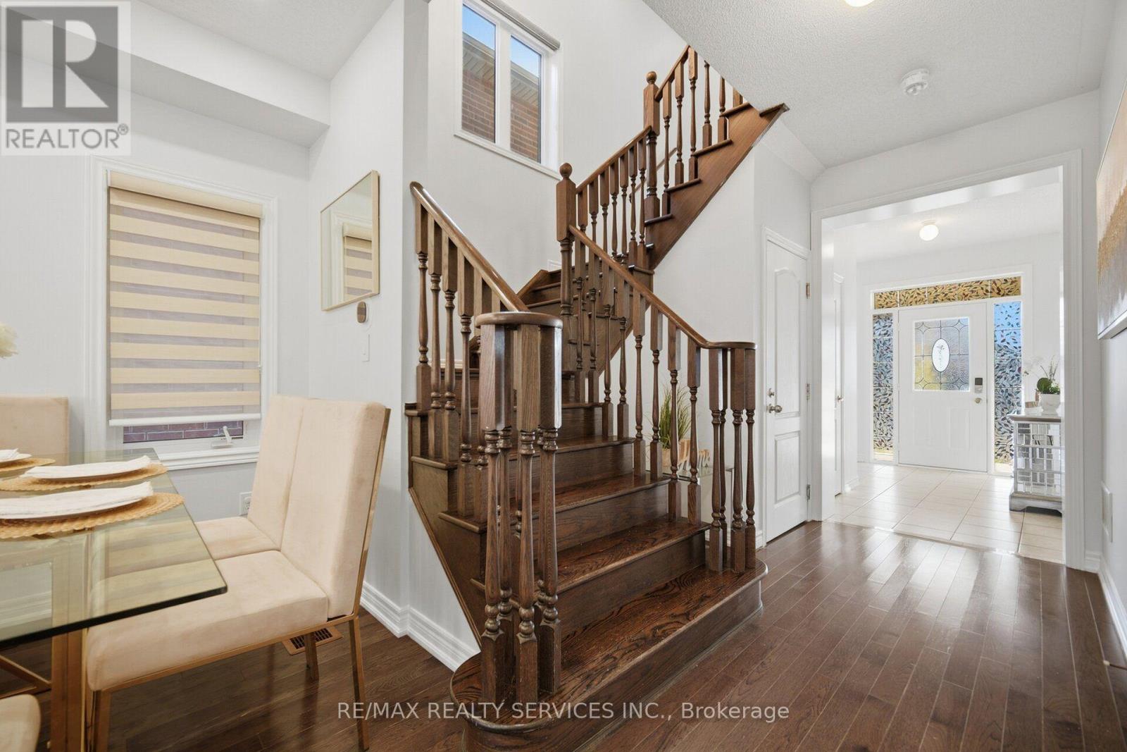279 REMEMBRANCE ROAD - 20