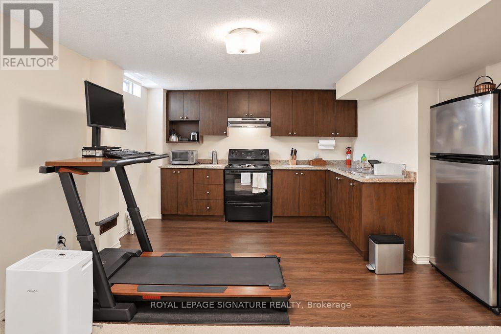 84 JORDENSEN DRIVE - 21
