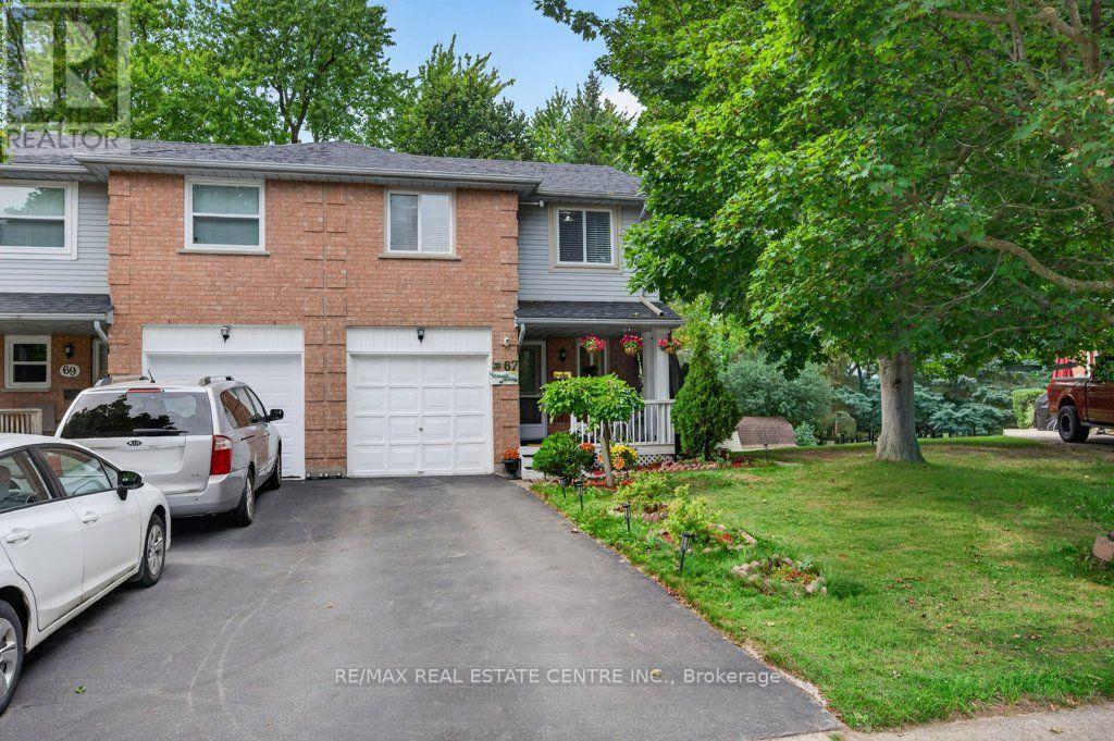 67 GRANDRIDGE CRESCENT - 1