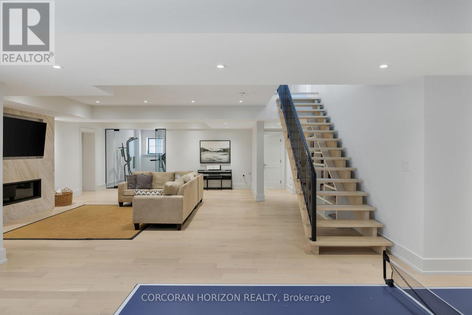 9275 WELLINGTON RD 50 - Image 34