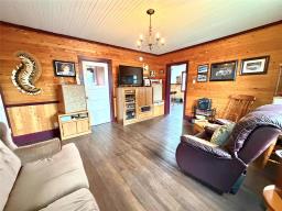 3pc Bathroom - 18 Railway Avenue, Libau, MB R0E1C0 Photo 9