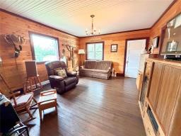 4pc Ensuite bath - 18 Railway Avenue, Libau, MB R0E1C0 Photo 10