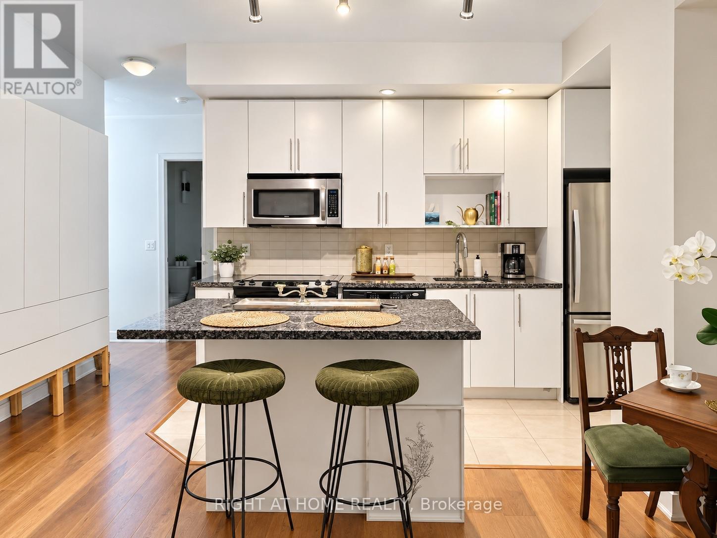 1006 - 28 LINDEN STREET, Toronto (North St. James Town) — photo 6