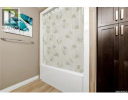 34 Motherwell Drive, White City, SK S4L0C5 Photo 39
