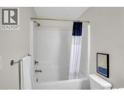 246 Asokanihkew Crescent, Saskatoon, SK S7V2C4 Photo 32