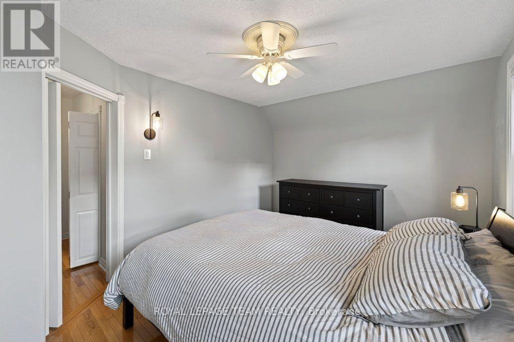 249 HINCHEY AVENUE photo 20