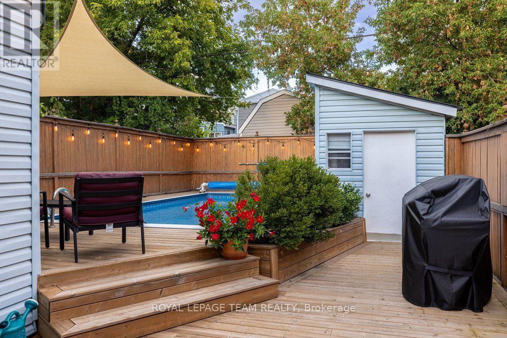 249 HINCHEY AVENUE - 27