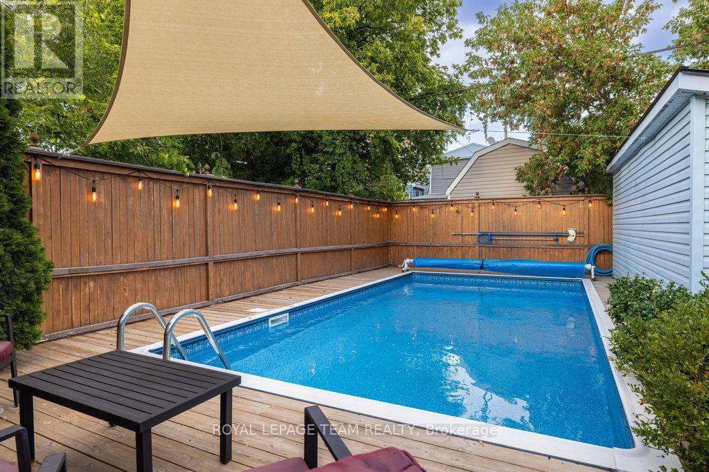 249 HINCHEY AVENUE - 28