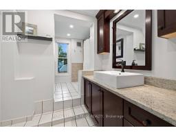 249 Hinchey Avenue, Ottawa, ON K1Y1L9 Photo 24