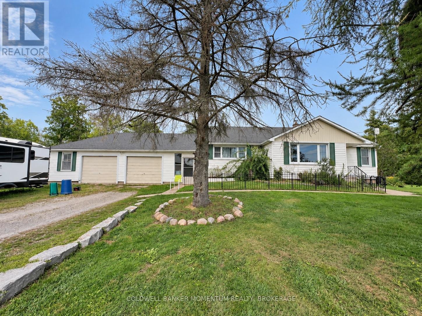 Photo of 935 Twenty Road