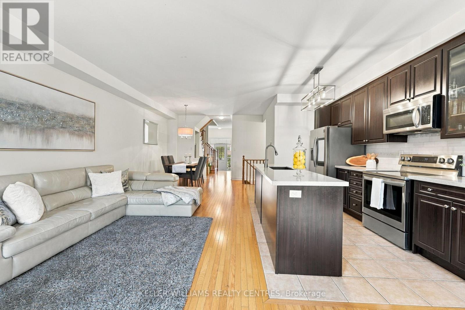 8 ROGERS TRAIL - Image 17