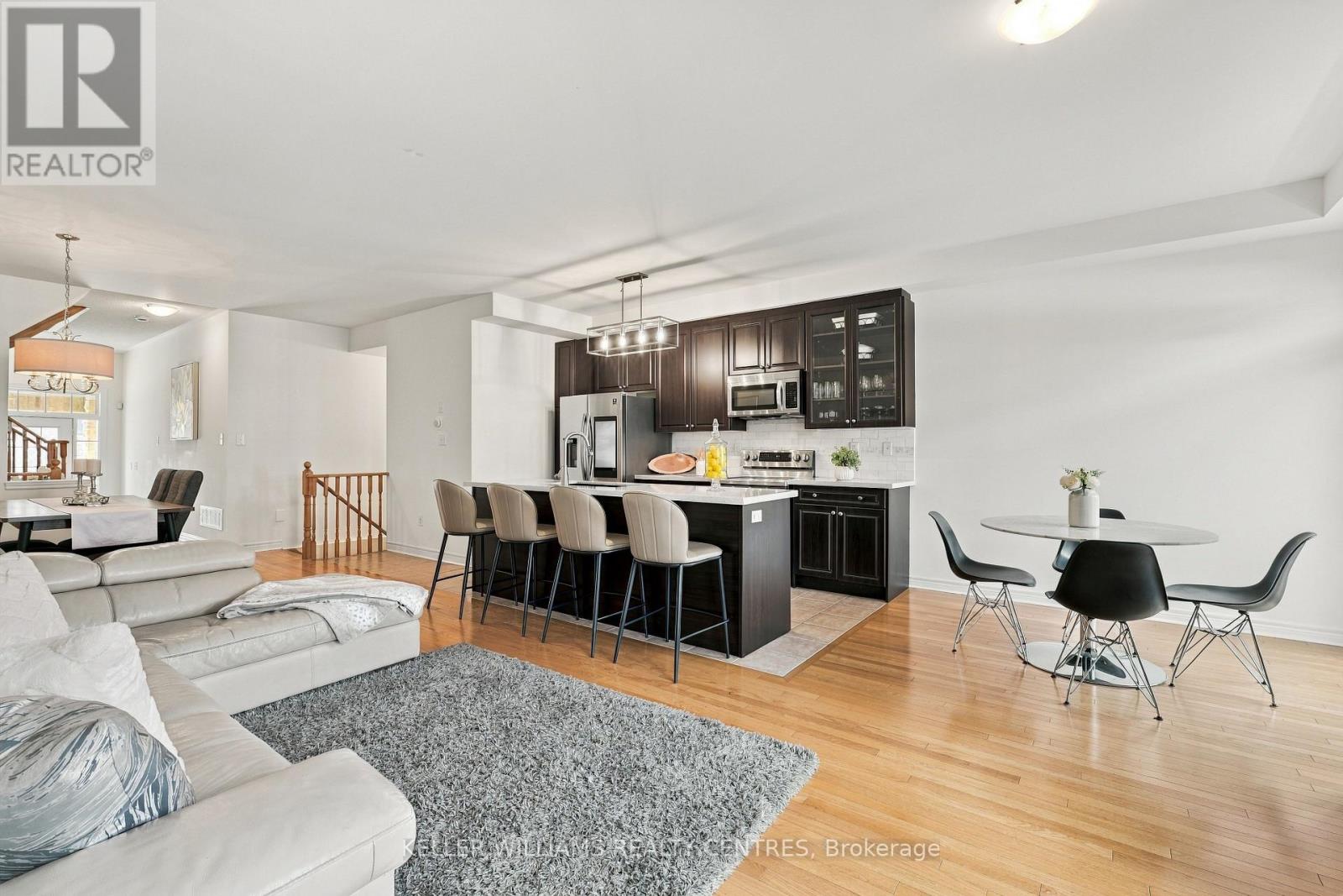 8 ROGERS TRAIL - Image 18