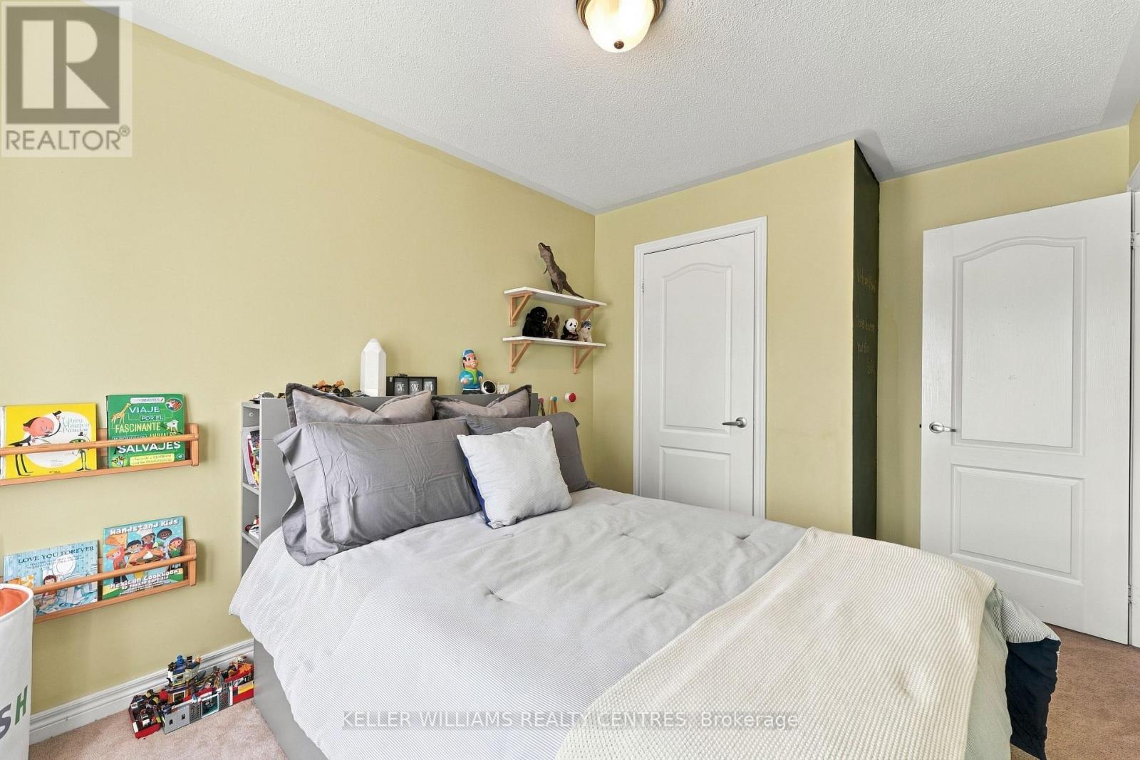 8 ROGERS TRAIL - Image 30