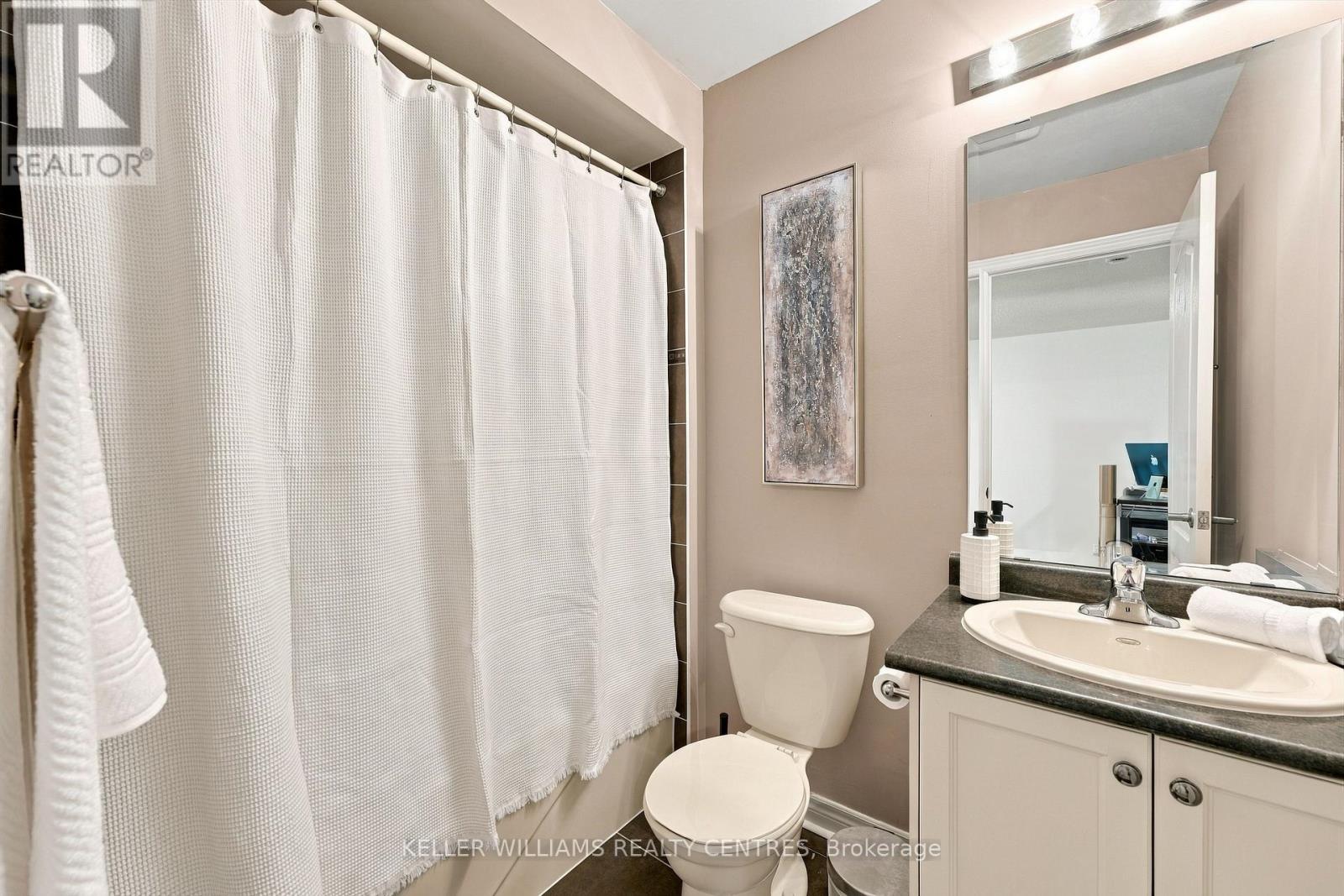 8 ROGERS TRAIL - Image 33