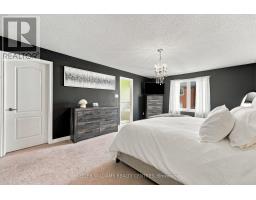 8 Rogers Trail, Bradford West Gwillimbury, ON L3Z0G4 Photo 23