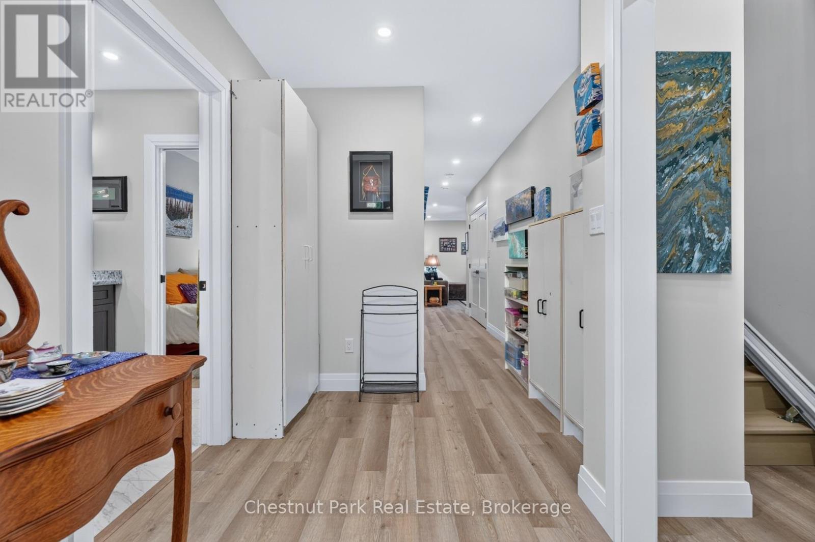 8 ERTLER LANE - Image 25
