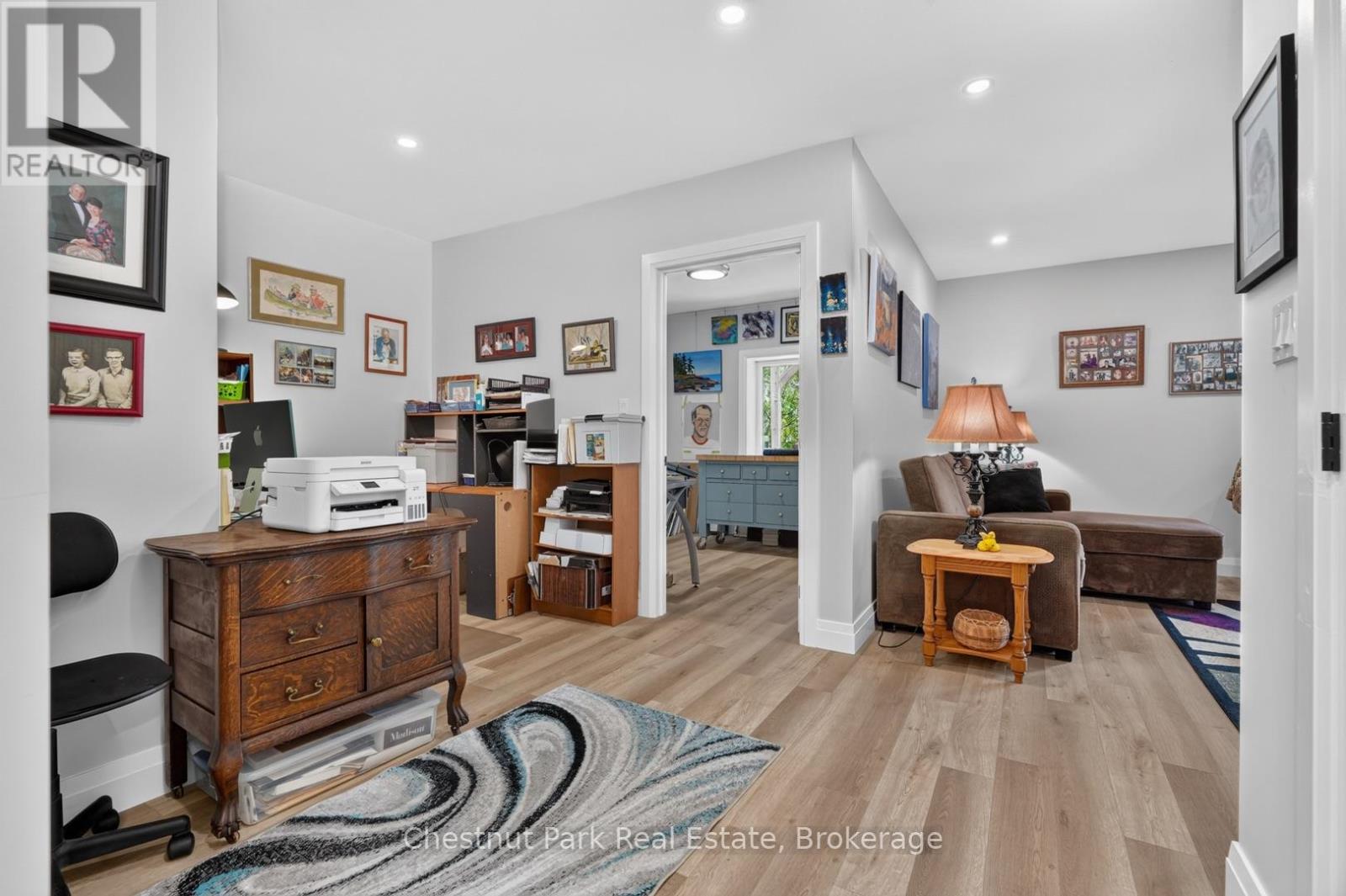 8 ERTLER LANE - Image 30