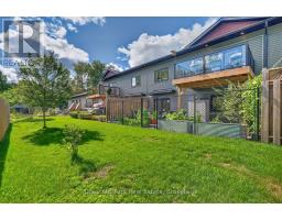 8 Ertler Lane, Huntsville, ON P1H1S7 Photo 41