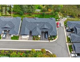 8 Ertler Lane, Huntsville, ON P1H1S7 Photo 43
