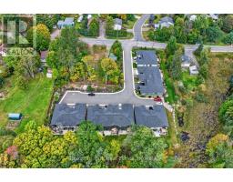 8 Ertler Lane, Huntsville, ON P1H1S7 Photo 47