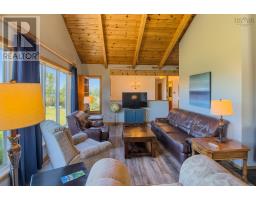 40 Country Lane, Lower West Pubnico, NS B0W2C0 Photo 21