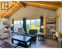 40 Country Lane, Lower West Pubnico, NS B0W2C0 Photo 24