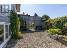 Laundry / Bath - 40 Country Lane, Lower West Pubnico, NS B0W2C0 Photo 8