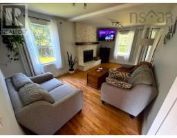 1543 King Street, Bridgewater, NS B4V1C4 Photo 16