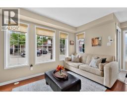 Living room - 2261 Seton Crescent, Burlington, ON L7L6Y4 Photo 13