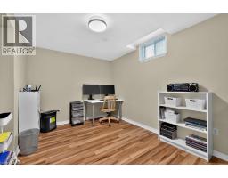 2261 Seton Crescent, Burlington, ON L7L6Y4 Photo 36