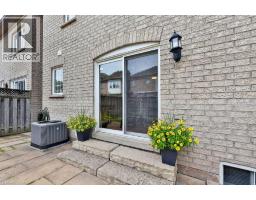 2261 Seton Crescent, Burlington, ON L7L6Y4 Photo 42