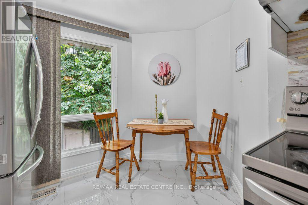 67 GRANDRIDGE CRESCENT - Image 14