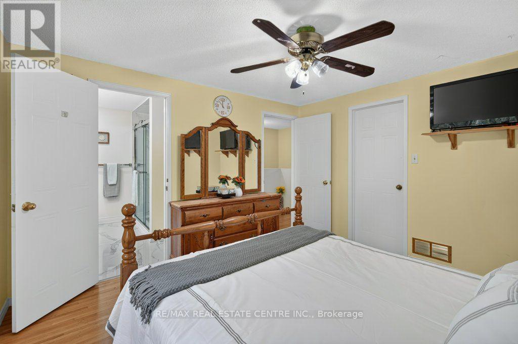 67 GRANDRIDGE CRESCENT - 19