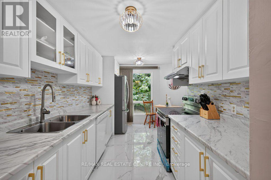 67 GRANDRIDGE CRESCENT - Image 11
