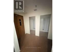 Kitchen - 1102 - 50 Quebec Avenue, Toronto, ON M6P4B4 Photo 6